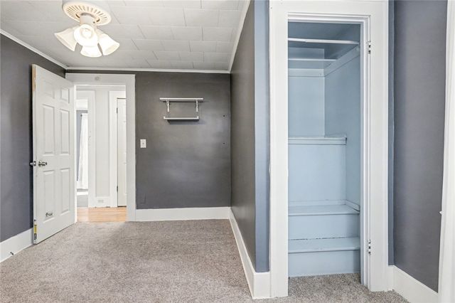 217 Peart Avenue, Irondequoit, NY 14622