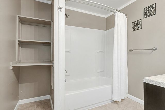 217 Peart Avenue, Irondequoit, NY 14622