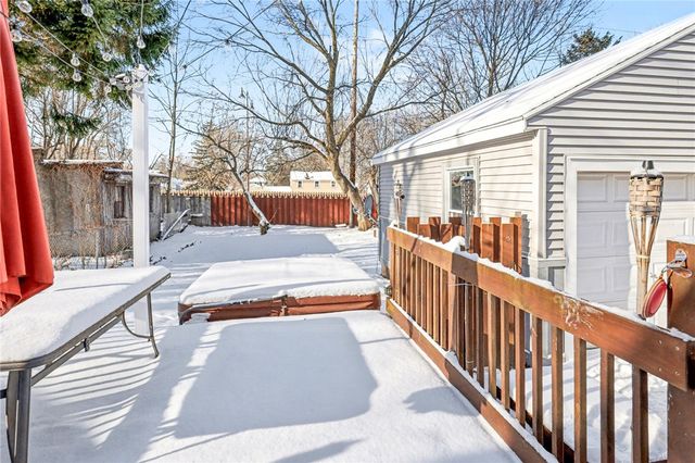 217 Peart Avenue, Irondequoit, NY 14622