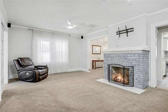 217 Peart Avenue, Irondequoit, NY 14622