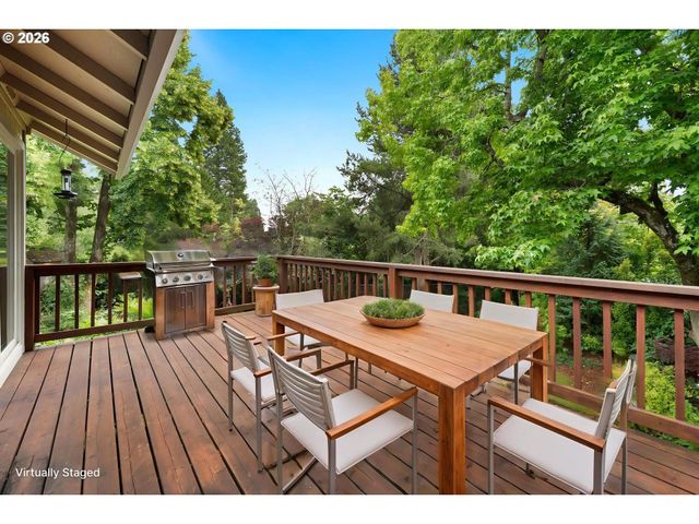 2960 Se 5TH St, Gresham, OR 97080