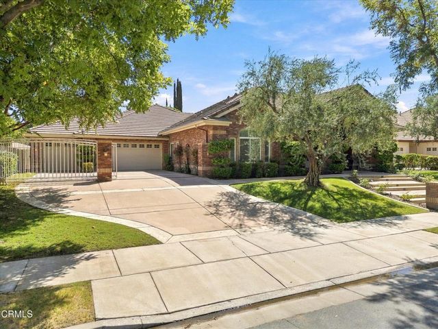 1910 Heaton Street, Bakersfield, CA 93311