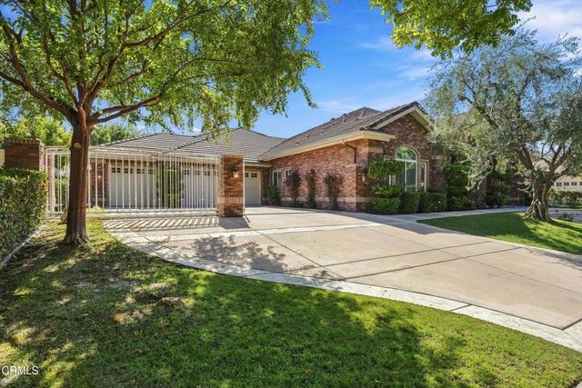 1910 Heaton Street, Bakersfield, CA 93311