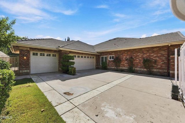 1910 Heaton Street, Bakersfield, CA 93311