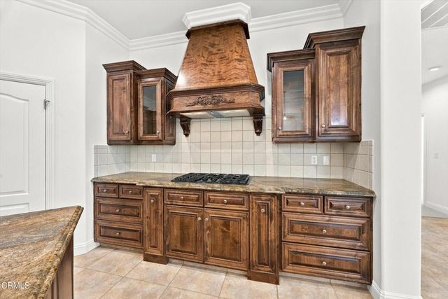 1910 Heaton Street, Bakersfield, CA 93311