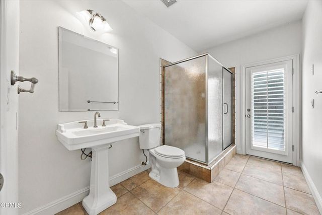 1910 Heaton Street, Bakersfield, CA 93311
