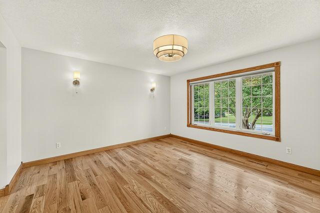 6240 25th Avenue NW, Rochester, MN 55901