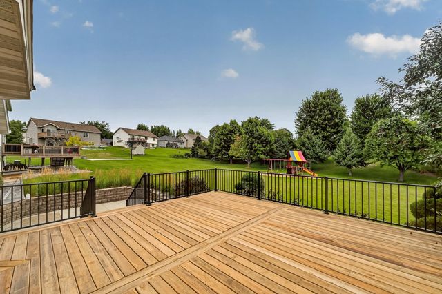 6240 25th Avenue NW, Rochester, MN 55901