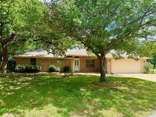 3906 Cimmaron Trail, Granbury, TX 76049