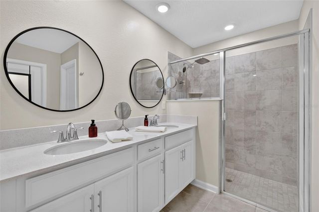 5710 ALENLON WAY, Mount Dora, FL 32757