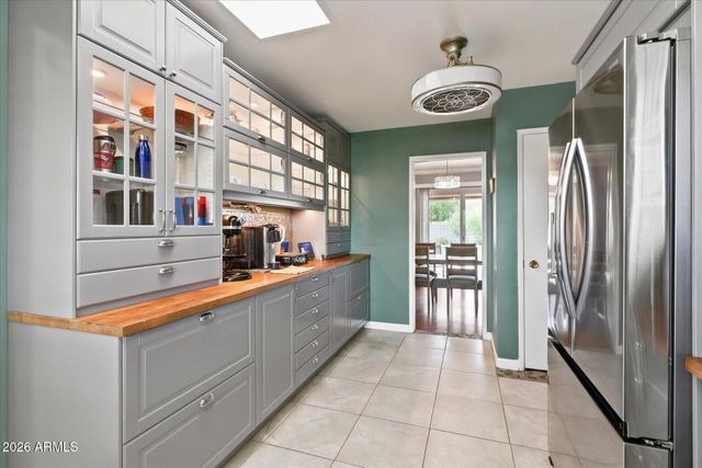11016 W MEADE Drive, Sun City, AZ 85351