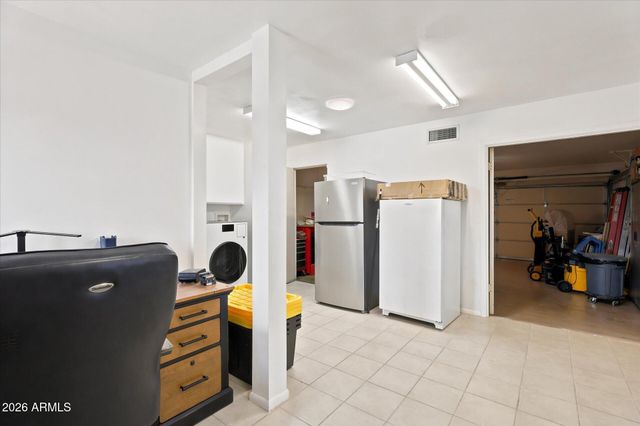 11016 W MEADE Drive, Sun City, AZ 85351