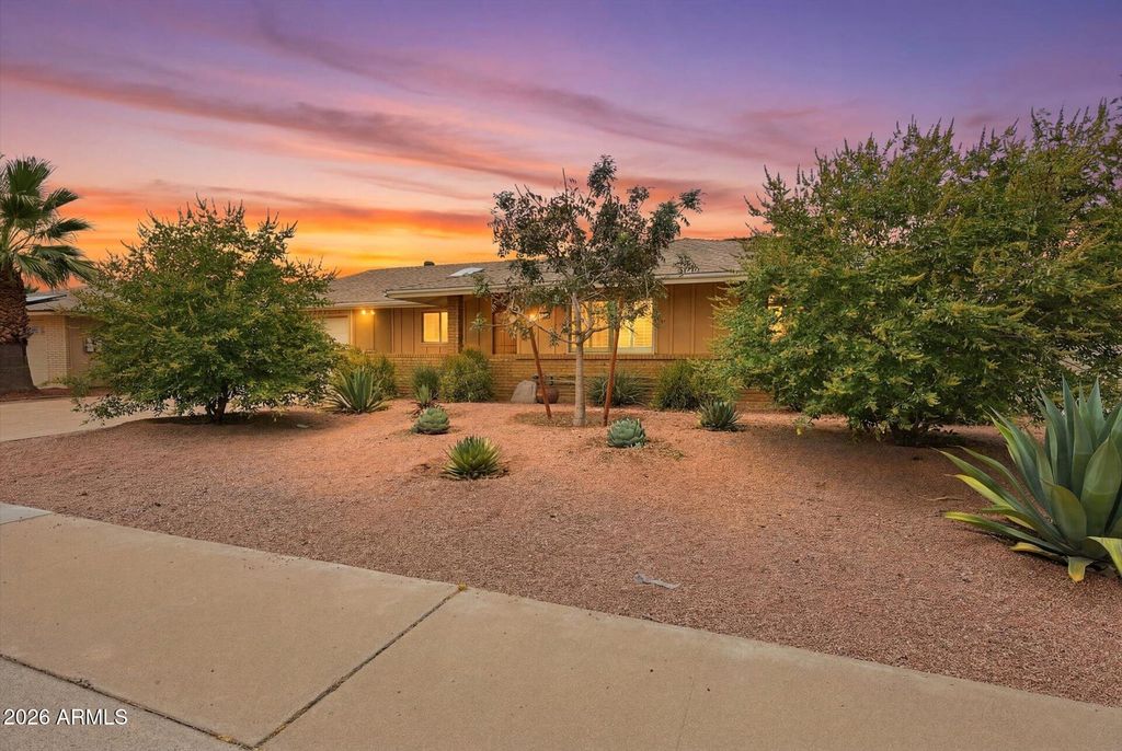 11016 W MEADE Drive, Sun City, AZ 85351 — photo 3