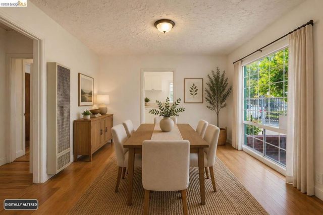 5465 Holland St, Oakland, CA 94601