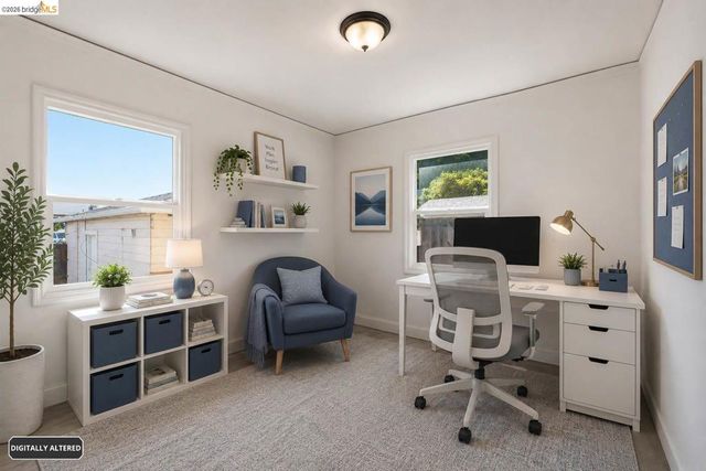 5465 Holland St, Oakland, CA 94601