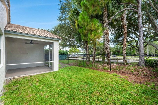 196 Seminole Lakes Drive, Royal Palm Beach, FL 33411