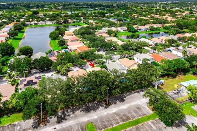 196 Seminole Lakes Drive, Royal Palm Beach, FL 33411