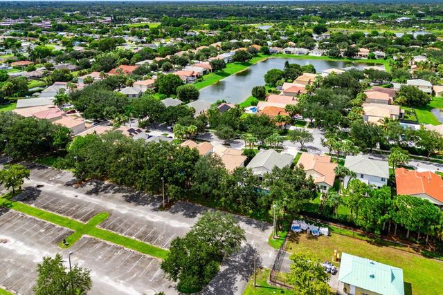 196 Seminole Lakes Drive, Royal Palm Beach, FL 33411