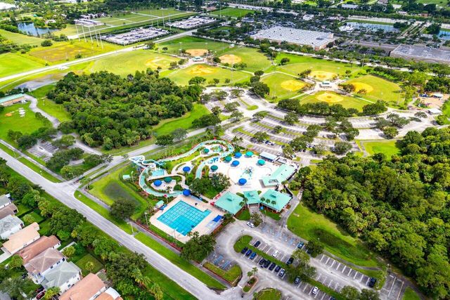196 Seminole Lakes Drive, Royal Palm Beach, FL 33411