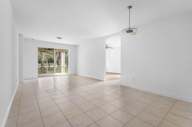 196 Seminole Lakes Drive, Royal Palm Beach, FL 33411