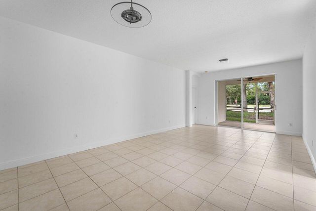 196 Seminole Lakes Drive, Royal Palm Beach, FL 33411