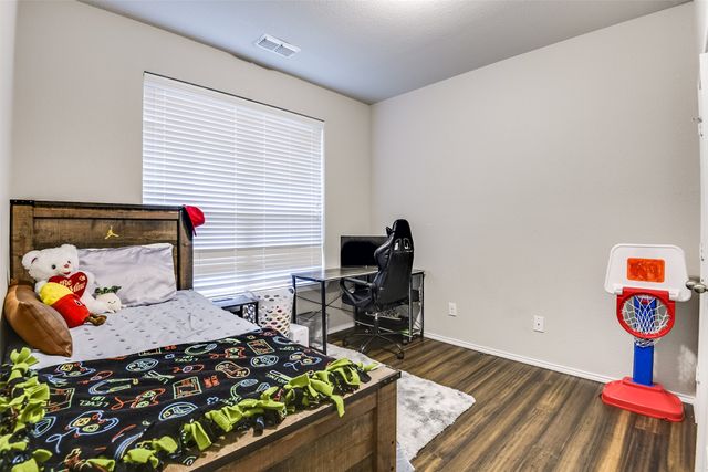 216 Bay, Waxahachie, TX 75165