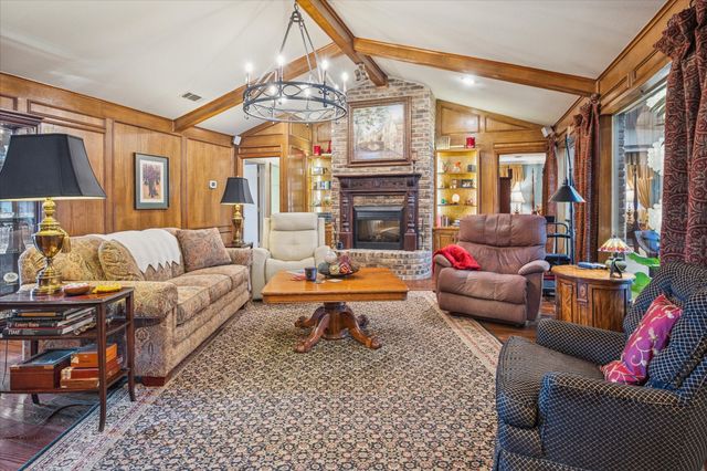 1118 Berkshire Court, Trophy Club, TX 76262