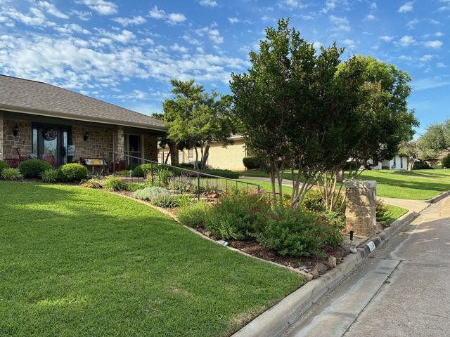 1118 Berkshire Court, Trophy Club, TX 76262