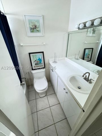 7904 W West Dr 1010, North Bay Village, FL 33141