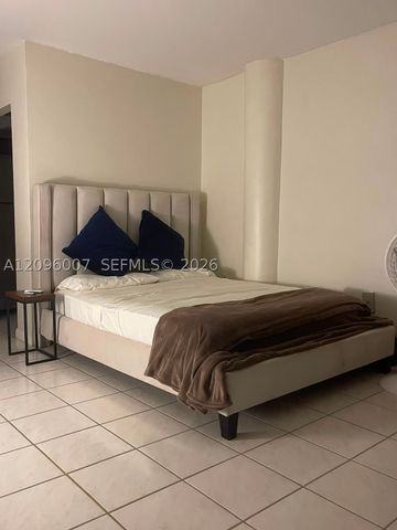7904 W West Dr 1010, North Bay Village, FL 33141