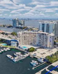 7904 W West Dr 1010, North Bay Village, FL 33141
