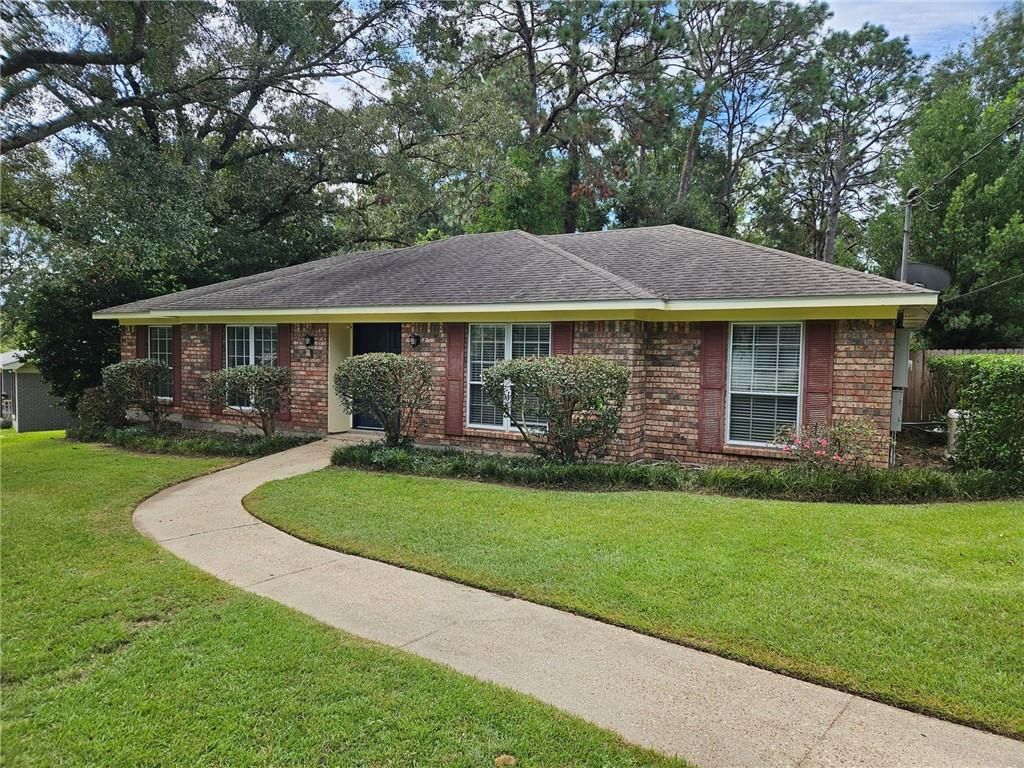 7651 Aspen Drive, Mobile, AL 36695 — exterior