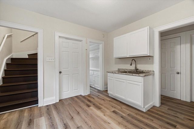 4035 N 15th STREET, Milwaukee, WI 53209