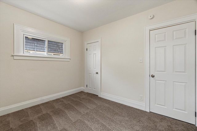 4035 N 15th STREET, Milwaukee, WI 53209