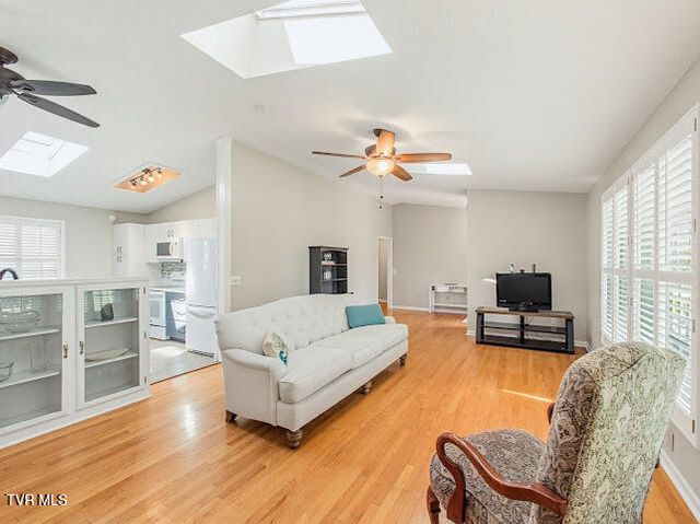 11 Hankins Lane, Castlewood, VA 24224
