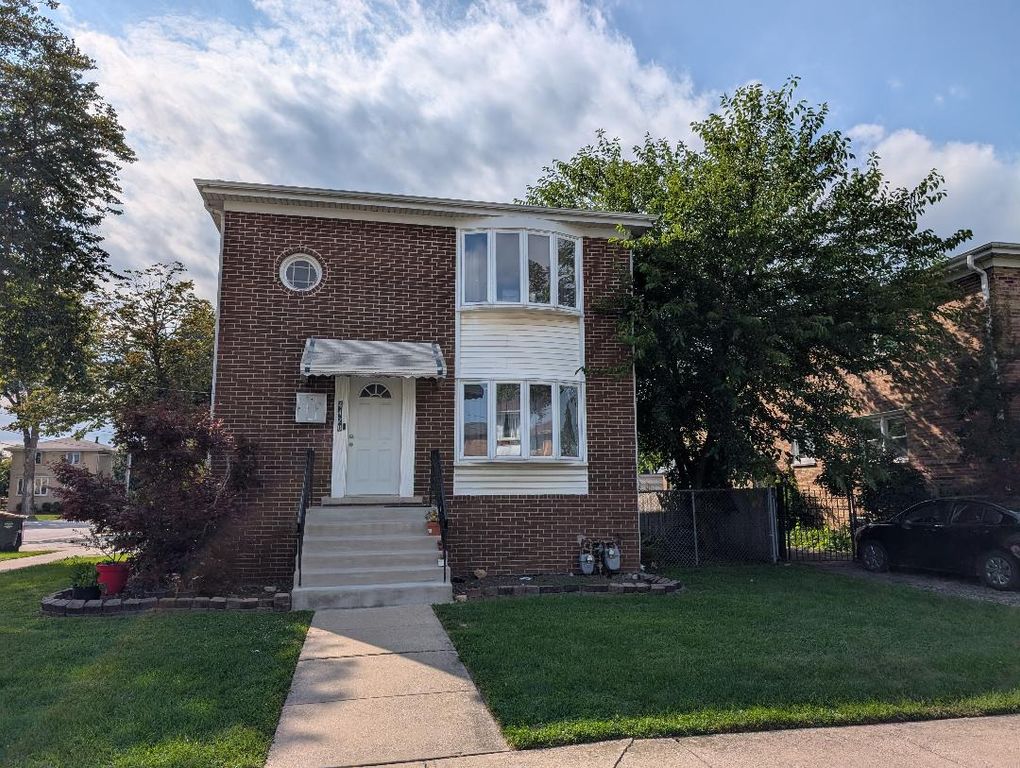 4420 VERNON Avenue, Brookfield, IL 60513