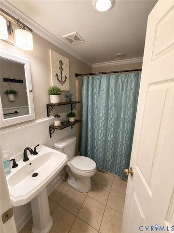 13613 Bundle Rd, Chesterfield, VA 23838