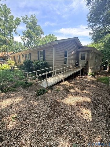 13613 Bundle Rd, Chesterfield, VA 23838