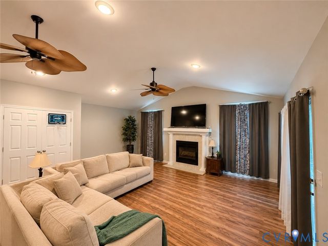 13613 Bundle Rd, Chesterfield, VA 23838