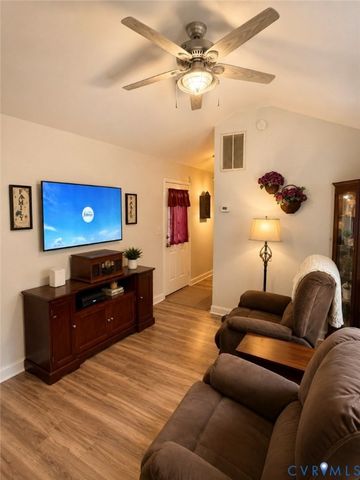 13613 Bundle Rd, Chesterfield, VA 23838