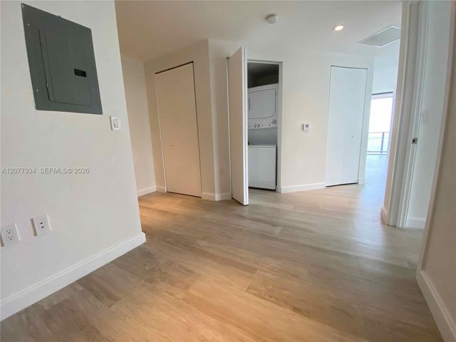 45 SW 9th Street 3703, Miami, FL 33130