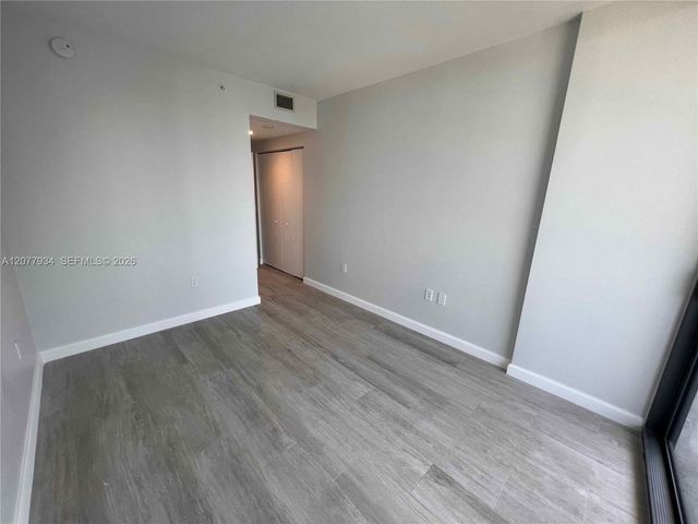45 SW 9th Street 3703, Miami, FL 33130