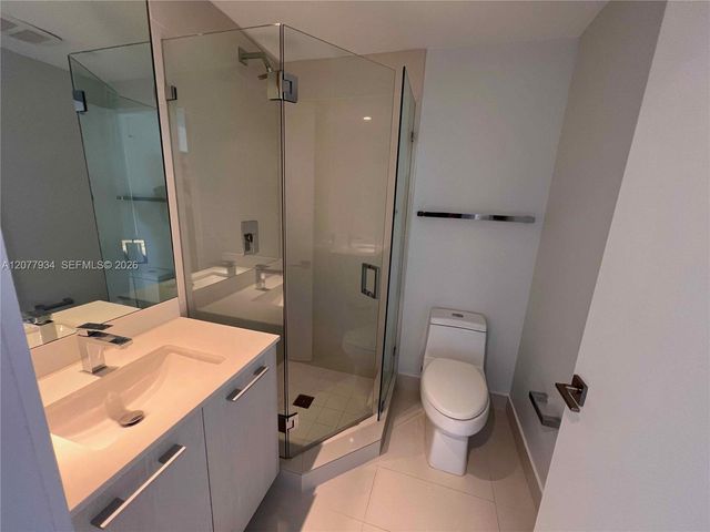 45 SW 9th Street 3703, Miami, FL 33130