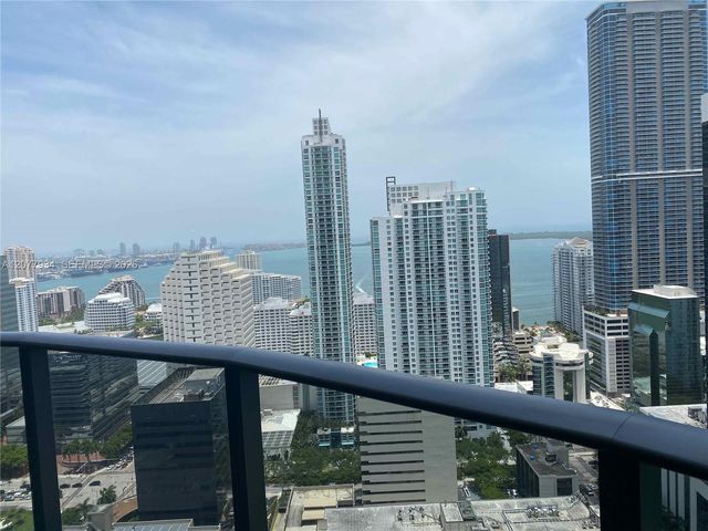 45 SW 9th Street 3703, Miami, FL 33130