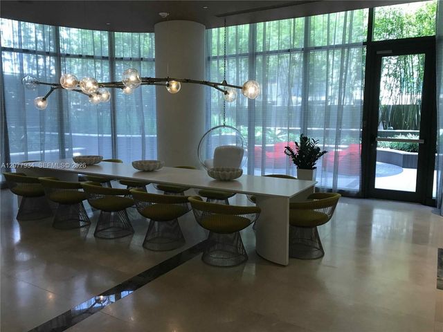 45 SW 9th Street 3703, Miami, FL 33130