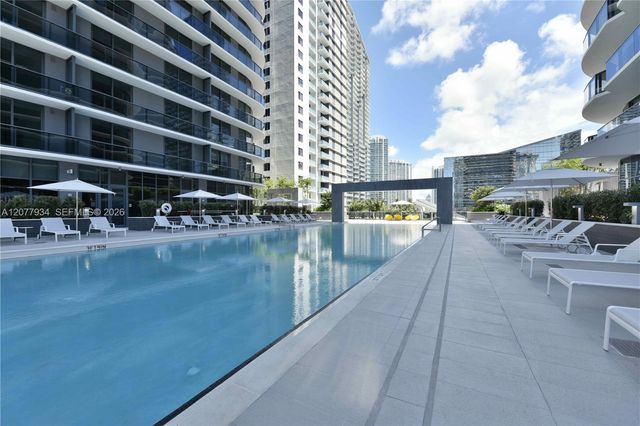 45 SW 9th Street 3703, Miami, FL 33130