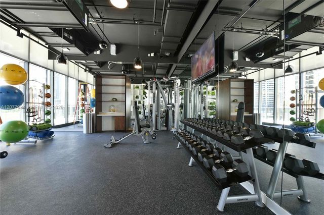 45 SW 9th Street 3703, Miami, FL 33130