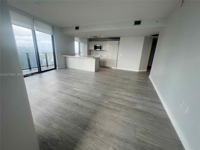45 SW 9th Street 3703, Miami, FL 33130