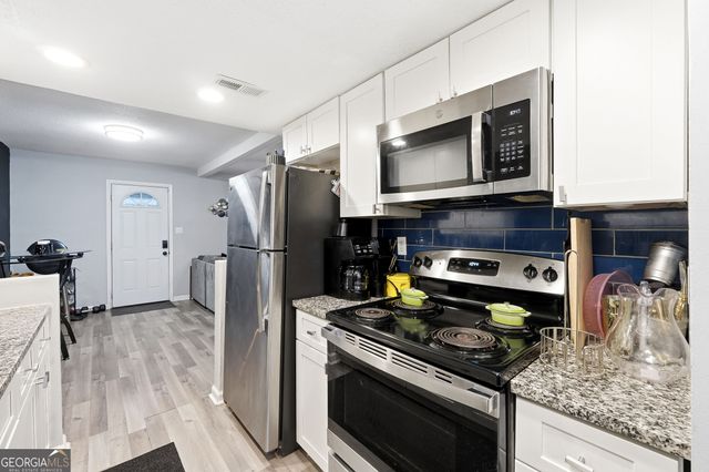 754 Garden View Drive, Stone Mountain, GA 30083