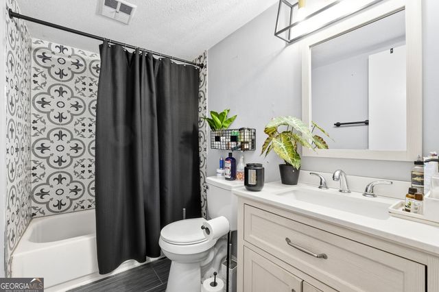 754 Garden View Drive, Stone Mountain, GA 30083